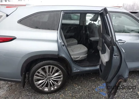 2021 Toyota Highlander Platinum from USA, damaged, VIN 5TDFZRBH5MS122721